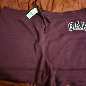 Gap shorts